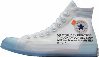 Een Converse Sneaker in samenwerking met OFF-WHITE.